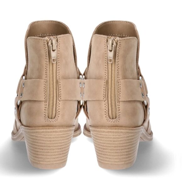 Time and Tru Womens Harness Memory Foam Insole Western Style Ankle Boots 7.5 NWT - Picture 3 of 5